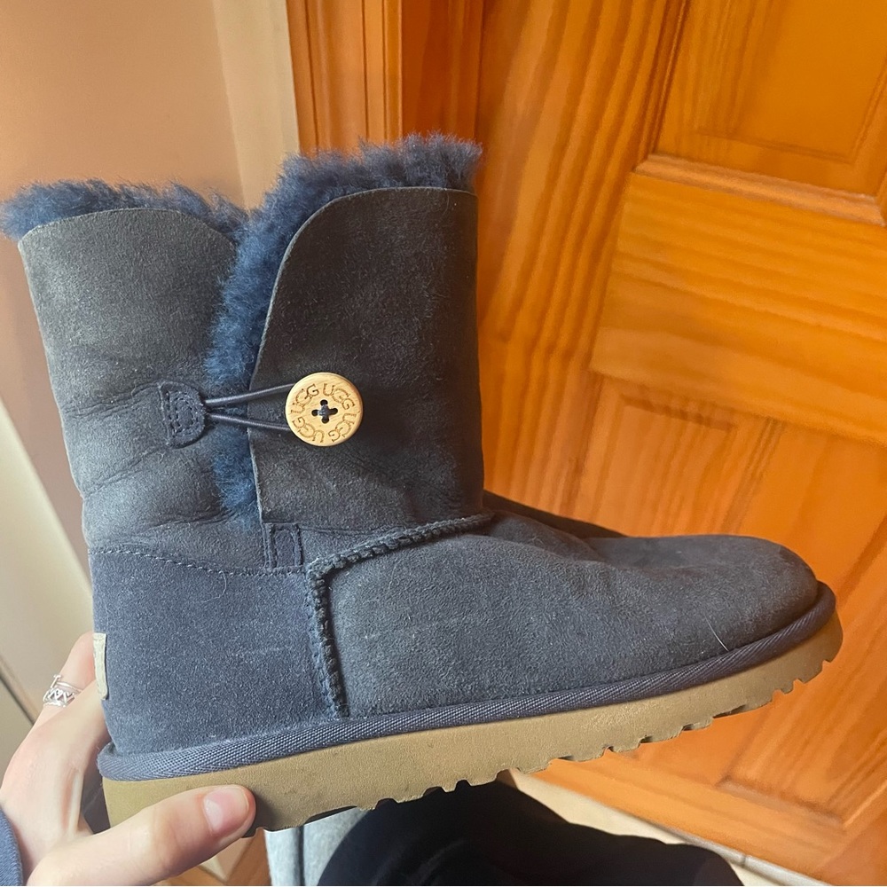 Bailey Button Uggs - image 4